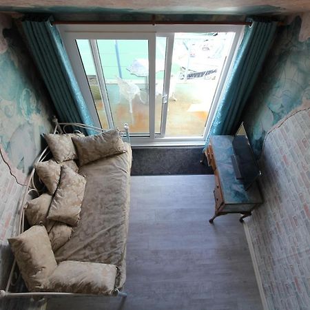 Unique, Loft-Style Apartment With Fantastic Brighton Marina Views Bagian luar foto
