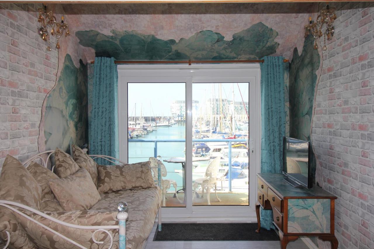 Unique, Loft-Style Apartment With Fantastic Brighton Marina Views Bagian luar foto